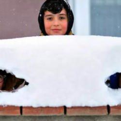 Kar yağışı nedeniyle bazı illerde okullar tatil edildi