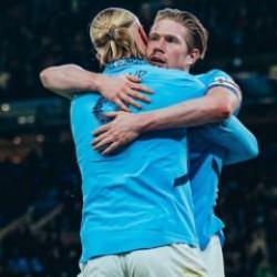 Manchester City 3 golle çeyrek finalde
