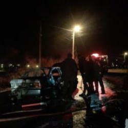 Otomobilde yangın çıktı: 1 kişi öldü, 2 kişi yaralandı