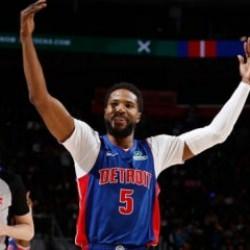 Pistons'a Celtics de 'dur' diyemedi