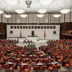 TBMM'de sandalye dağılımı değişti! Tek parti vekil sayısını yükseltti! İşte son rakamlar