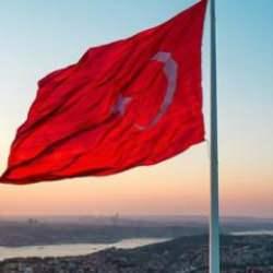 Türkiye, 2024'te OECD'nin en hızlı büyüyen iki ekonomisinden biri oldu