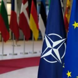Avrupa d&ouml;n&uuml;ş&uuml; olmayan yolda! NATO &ccedil;&ouml;k&uuml;yor, AB ordusu geliyor
