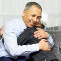  Bakan Yerlikaya, köpeklerin saldırdığı Tunahan Yılmaz'ı ziyaret etti