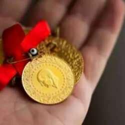 Altın alacaklar o günü beklesin: İki farklı senaryoyu açıkladı