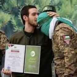 Filistinli askeri öpen İsrailli rehine tünelde TV izlemiş, bulmaca çözmüş, Tevrat okumuş