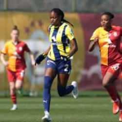 Galatasaray, Fenerbahçe ile berabere kaldı