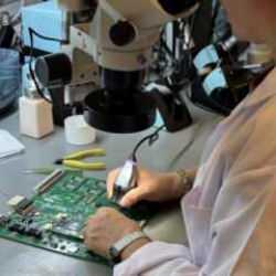 HAVELSAN, "Gemi Veri Dağıtım Sistemi"ndeki elektronik kartları millileştirdi