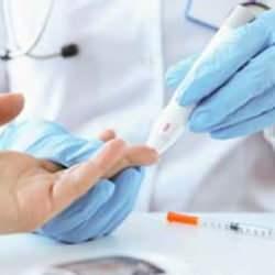 Hem böbreklere hem kalbe zarar veriyor! Eğer kan şekeriniz ani yükselip hızlı düşüyorsa...