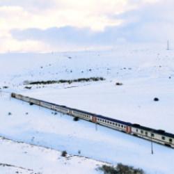 Karlı ovalarda masalsı bir yolculuk: Turistik Doğu Ekspresi
