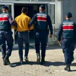 Kırmızı b&uuml;ltenle aranan ş&uuml;pheli Muğla&rsquo;da yakalandı