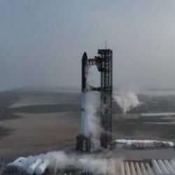 Musk’ın dev roketi Starship, kalkışa 40 saniye kala durduruldu