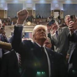 Son dakika haberi: Trump dünyanın dört gözle beklediği haberi az önce duyurdu!