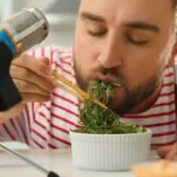 Sosyal medyada öldüren akım: Mukbang akımı nedir?