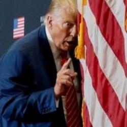 İki ayda d&uuml;nyayı karıştırdı! İşte Trump'ın başkanlığından memnun olmayan &uuml;lkeler!