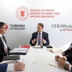 Bakan Bayraktar ABD'de! Enerjide dev adımlar yolda...
