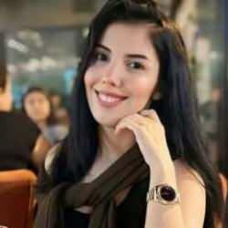 Fatma, İzmir'de sokak ortasında eski sevgilisi tarafından d&ouml;v&uuml;lerek &ouml;ld&uuml;r&uuml;ld&uuml;