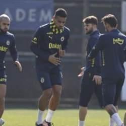 Fenerbahçe, Rangers maçının taktiğini çalıştı