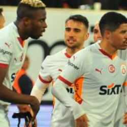 Galatasaray'da bireysel performanslar şampiyonluk için yeter mi?