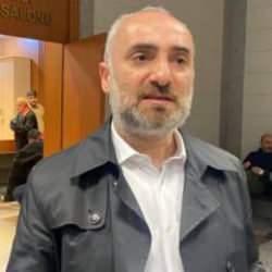 İsmail Saymaz'a yurt dışına çıkış yasağı! Havalimanında pasaportuna el konuldu