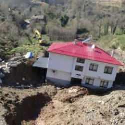 Heyelanla kayıp b&uuml;t&uuml;nl&uuml;ğ&uuml; bozulmayan evle ilgili ger&ccedil;ek ortaya &ccedil;ıktı
