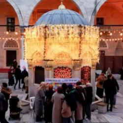 İstanbul&rsquo;da Ramazan bereketi: Tarihi mekanda manevi iftar buluşmaları