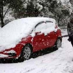 Kar yağışı geri d&ouml;n&uuml;yor! Şaka değil ger&ccedil;ek...Uzmanlardan uyarı