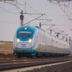 YHT'ler bugüne kadar 97 milyon yolcuya hizmet verdi