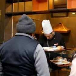 4 çeşit yemekli iftar menüsü 40 TL oldu! Akın akın gidiyorlar