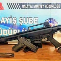 "Bizi kim alabilir" diyerek tüfekle ateş açtılar...  6 kişi gözaltında