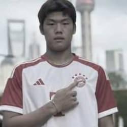 Dünya devi açıkladı! 18 yaşındaki futbolcu hayatını kaybetti 