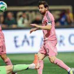 Messi, şapkadan tavşan çıkardı! Miami, deplasmanda kazandı