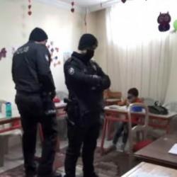 İmamoğlu'nu nasıl savunacaklarını şaşırdılar! Provokasyona çocukları da alet ettiler