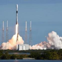 SpaceX, casus uydusu "NROL-57"yi uzaya gönderdi!