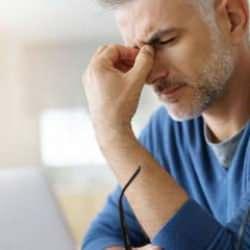 Stresli ve yorgunsanız tehlike kapıda! V&uuml;cutta yıllarca kalan Zona vir&uuml;s&uuml;n&uuml;n tedavisi...