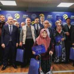 Turkcell, huzurevlerinde teknoloji odaları açmaya devam ediyor