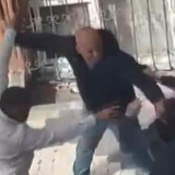 Arnavutköy'de beyzbol sopalı kavga! Mahalleli zor ayırdı