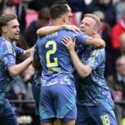 Bir dönem Süper Lig takımlarını çalıştırıyordu! Avrupa devinde şampiyonluğa koşuyor