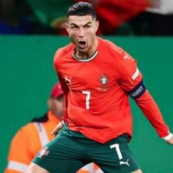 Cristiano Ronaldo adını Guinnes Rekorlar Kitabı'na yazdırdı