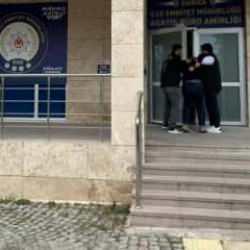 'Seni emekli olduğunda bulacağım' diyerek polisi tehdit etmişti, yakalandı