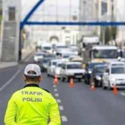 İstanbul'da bug&uuml;n bu yollar kapalı olacak!