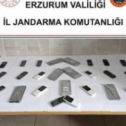 Jandarmadan kaçak telefon operasyonu