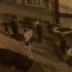 Kağıthane'de sokak ortasında kadına tekme tokat dayak: 'Vur vur hak etti'