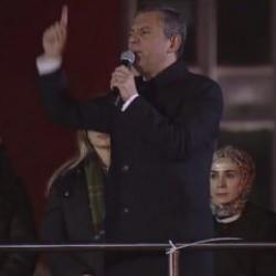 Özgür Özel'den İstanbul Valisi Gül'e tehdit: Senin alnını karışlamayan namerttir