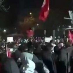 Rahmetli Tenzile Hanım'a küfredenlere sessiz mi kalacağız