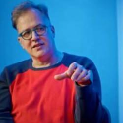 Youtuber İlker Canikligil, AK Partili se&ccedil;menin annesine k&uuml;f&uuml;r etti