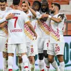 Küme düşme hattı yangın yeri! Kayserispor'dan deplasmanda kritik 3 puan