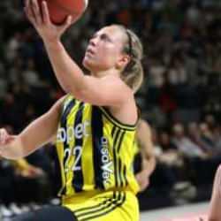 Beşiktaş'ı deviren Fenerbahçe finalde: İlk takım oldular