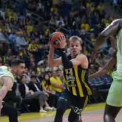 Fenerbahçe Beko, Barcelona karşısında mağlup: 11. kez yenilgiyle ayrıldılar