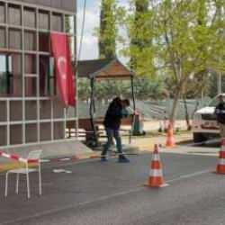 Gaziantep havalimanında sıcak saatler: Yaralı polisler var